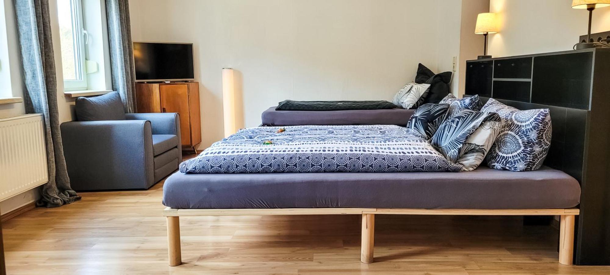 Suhl - Ihre Erholsame Arbeiterwohnung In Zentrumnaehe Екстер'єр фото